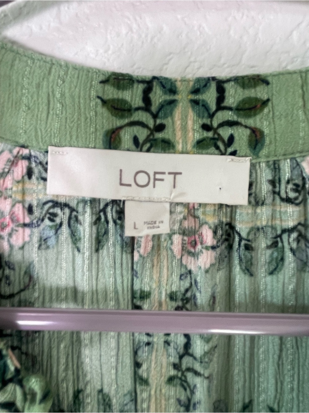 LOFT Green Floral Viscose Split Neck Blouse Size L - Picture 5 of 6